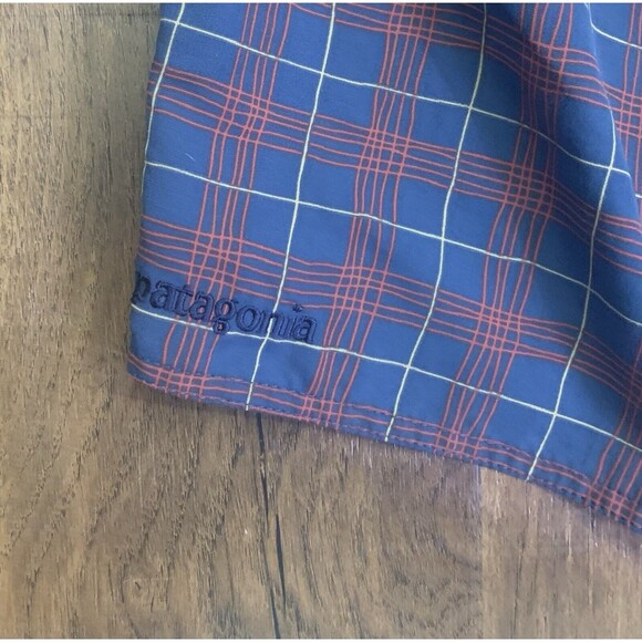 Patagonia Men’s Board shorts Navy and Red Size 36 - Picture 4 of 5